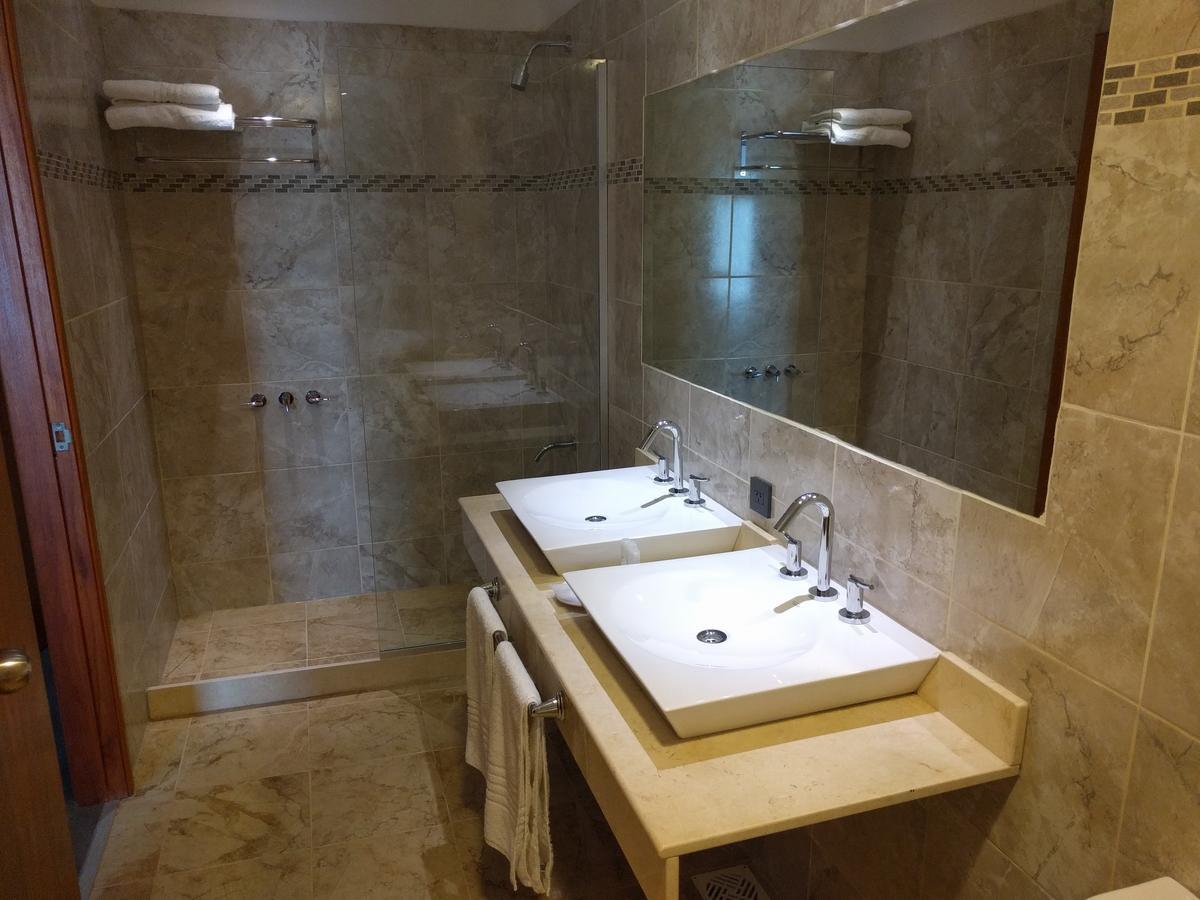 Colon Center Hotell Eksteriør bilde