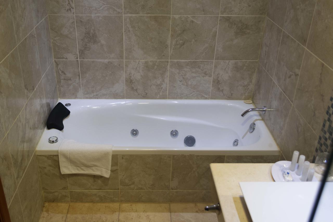 Colon Center Hotell Eksteriør bilde
